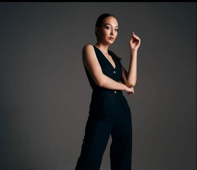 Classic Black Drape